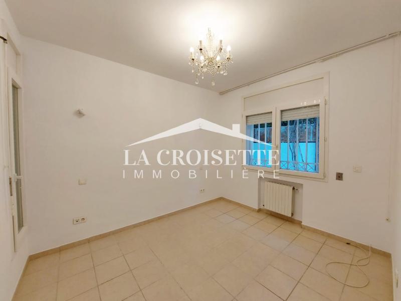 Appartement S+2 avec jardin à La Marsa 